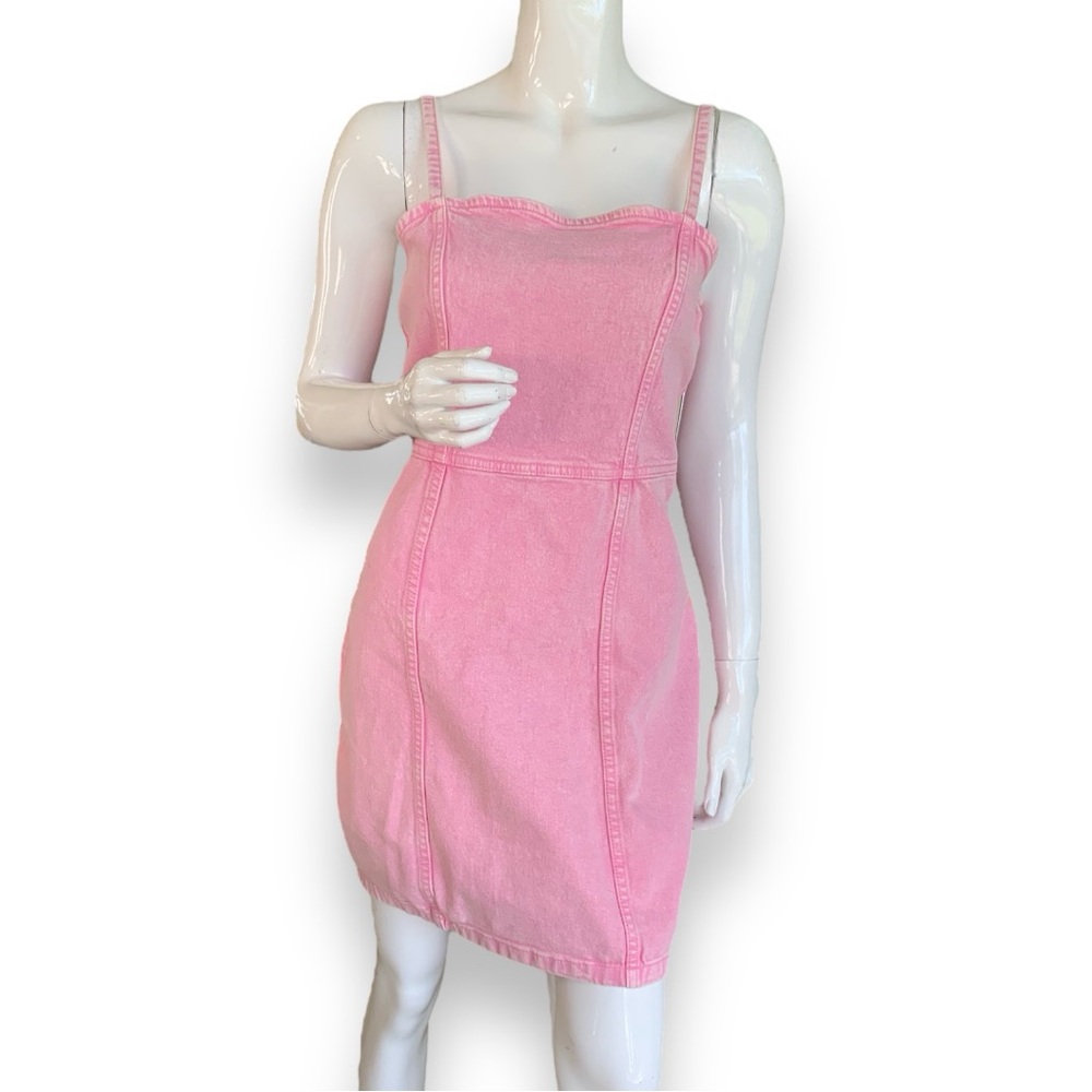 DAVIDCO PINK MINI WASH DENIM SPAGHETTI STRAP BODYCON SUNDRESS. WOMEN’S SIZE M